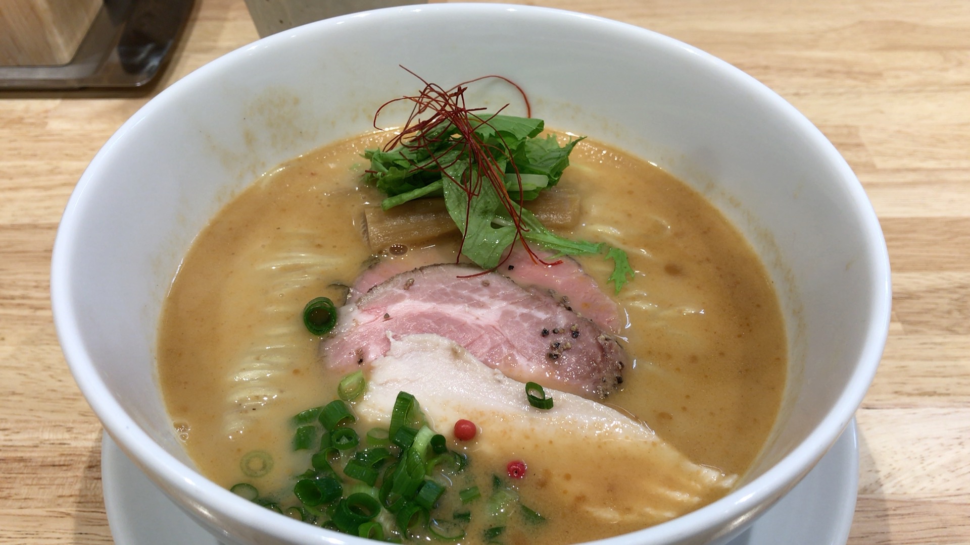 名古屋駅JR高架下にある絶品ラーメン「麺家獅子丸」 | テキメモ